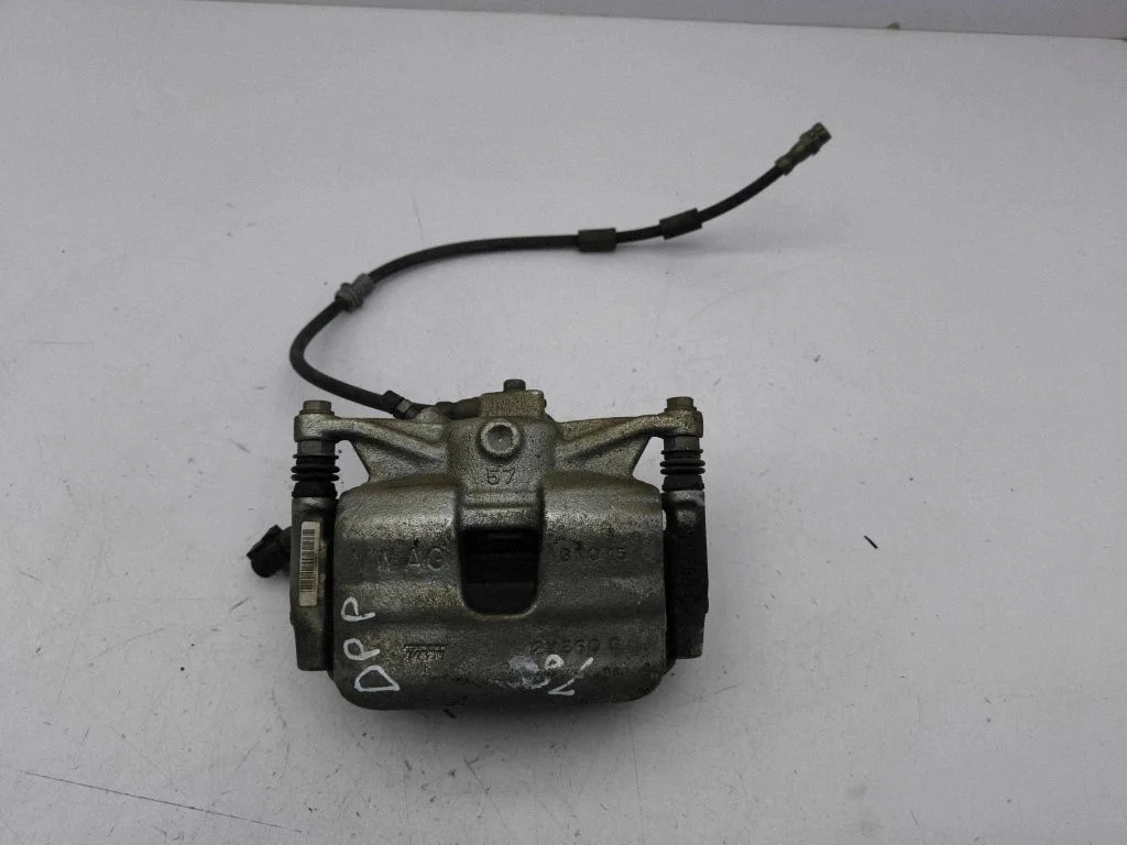 Front brake caliper – right