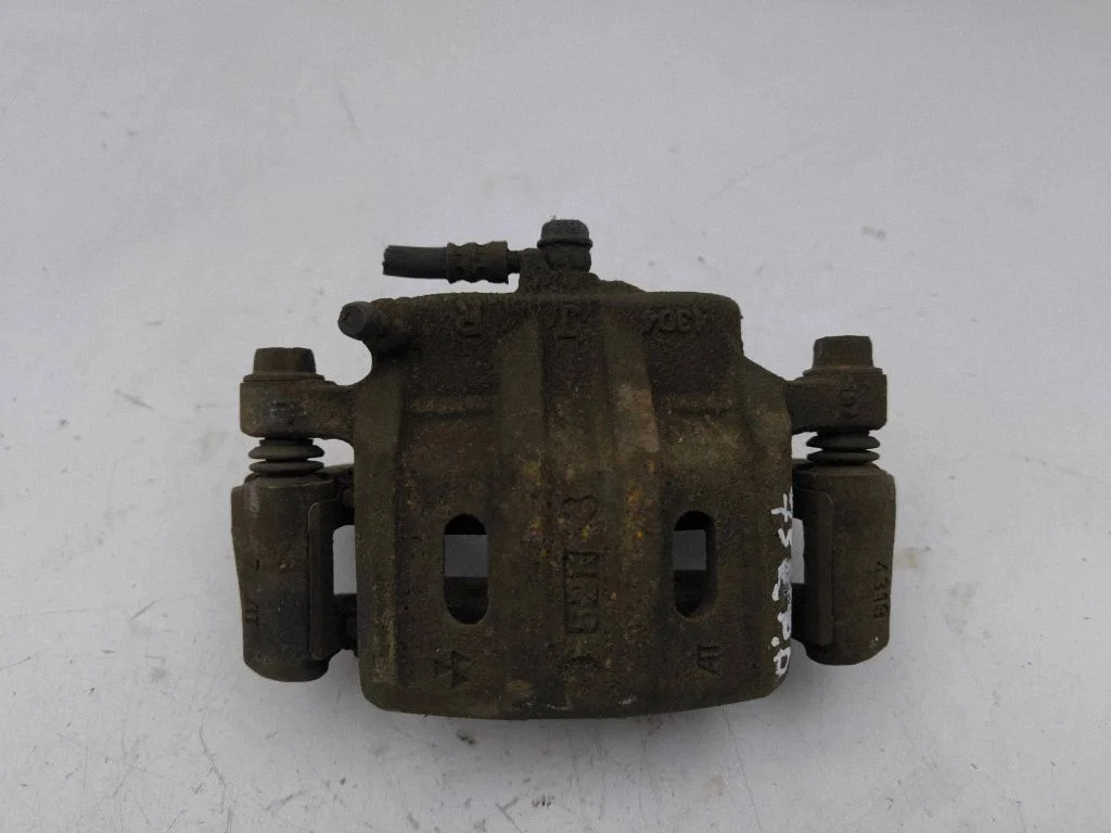 Front brake caliper – right