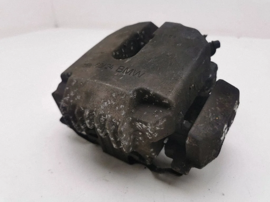 Front brake caliper – right