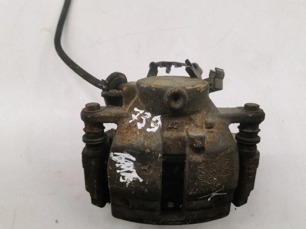 Front brake caliper – left