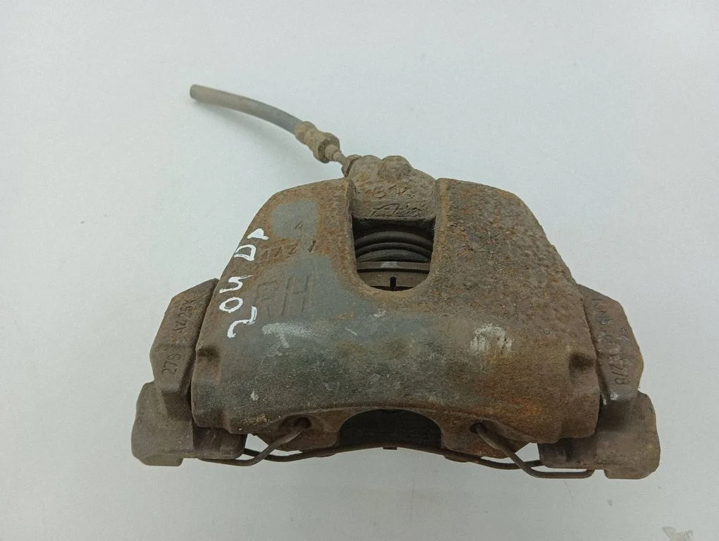Front brake caliper – right