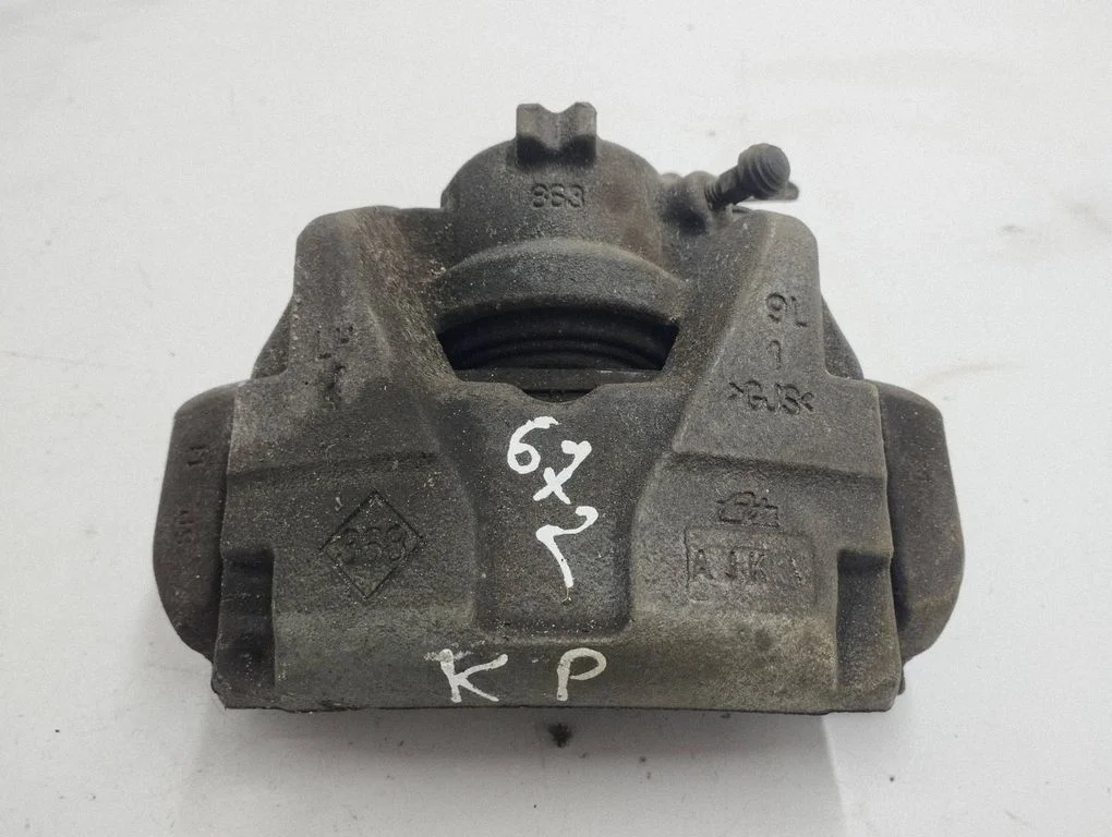 Front brake caliper – Nissan Juke II F16 (2019-)
