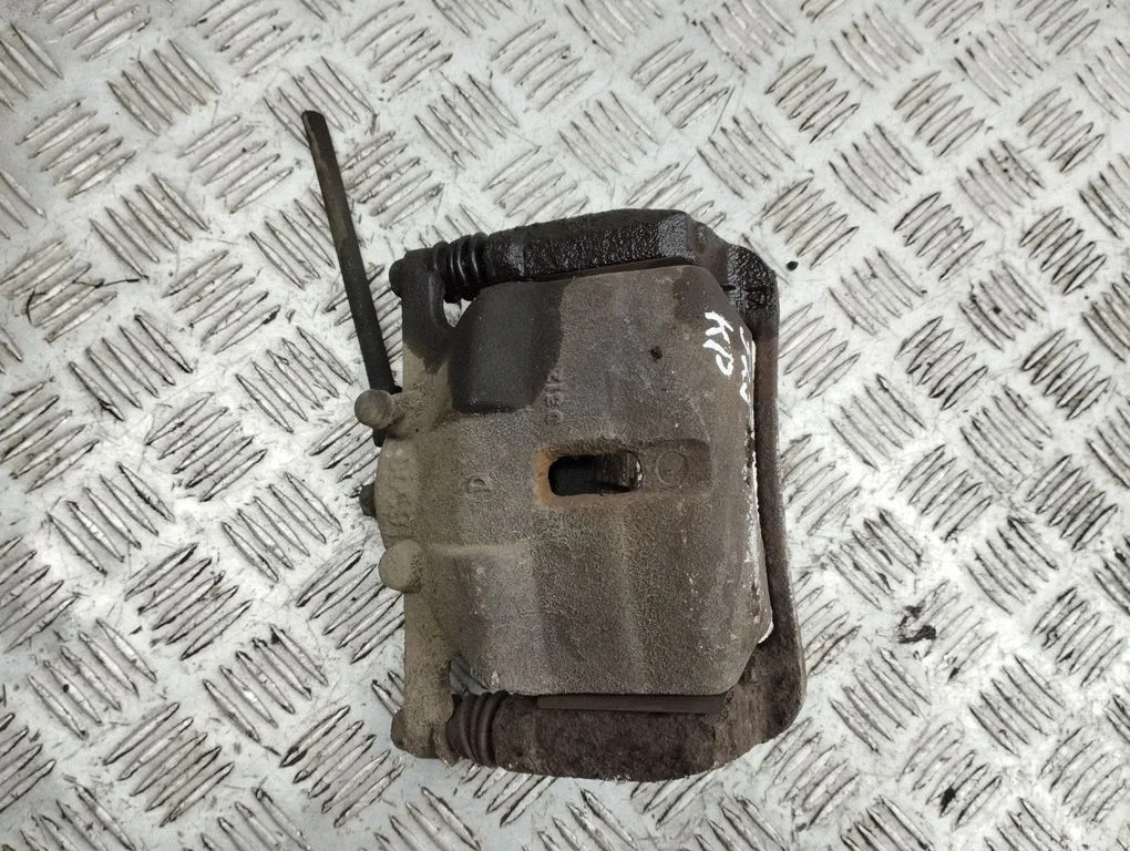 Front brake caliper – front left