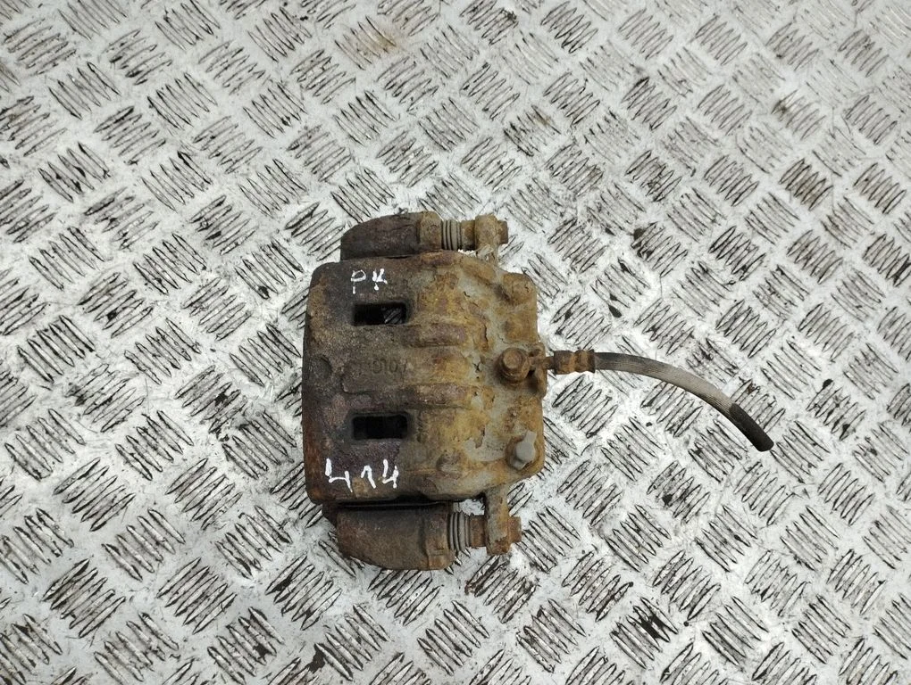 Esimene pidurisadul – eesmine vasak