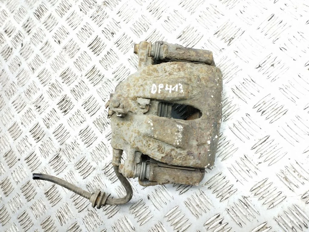 Front brake caliper – right