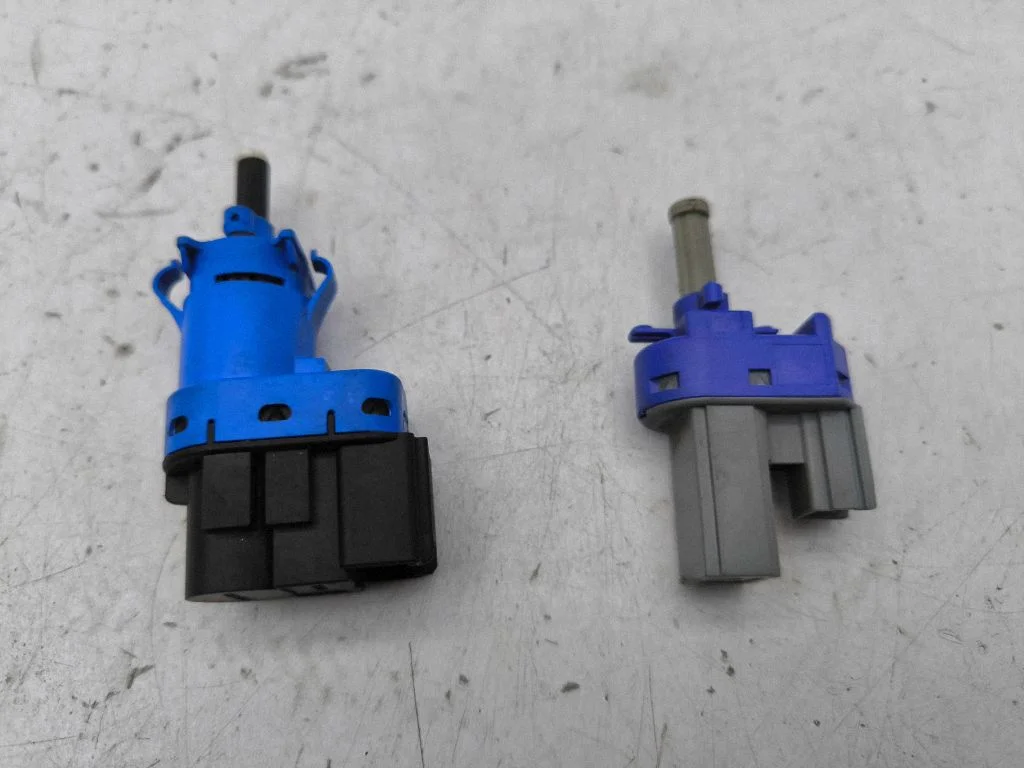 Brake pedal sensor switch BN7N