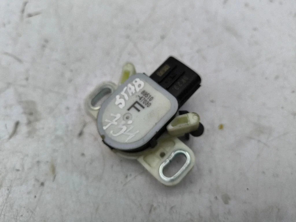 Brake pedal sensor switch 8951047030F
