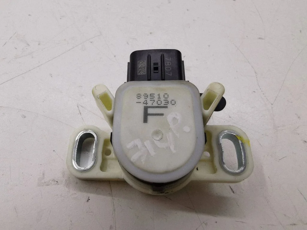 Bremžu pedāļa sensors – Toyota C-HR I (2016-2023)