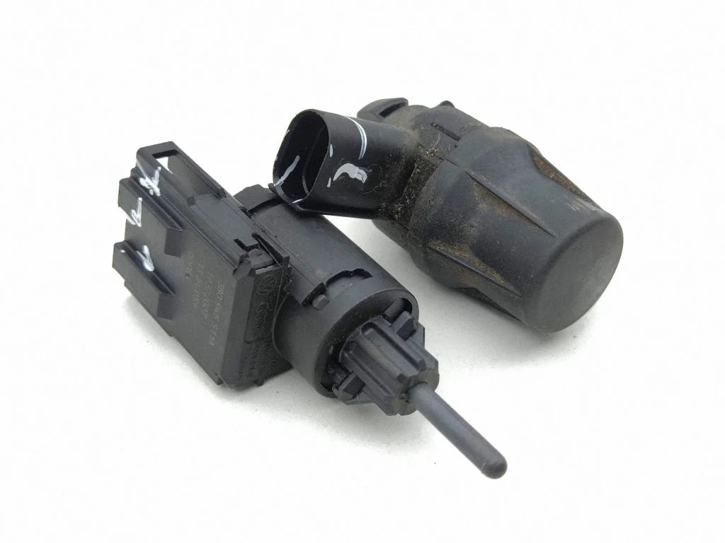 Brake pedal sensor switch 3B0945511A
