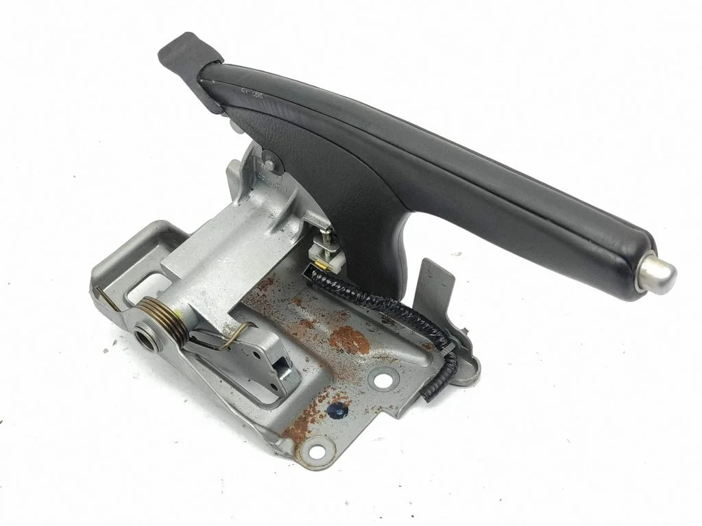 Handbrake/parking brake lever assembly
