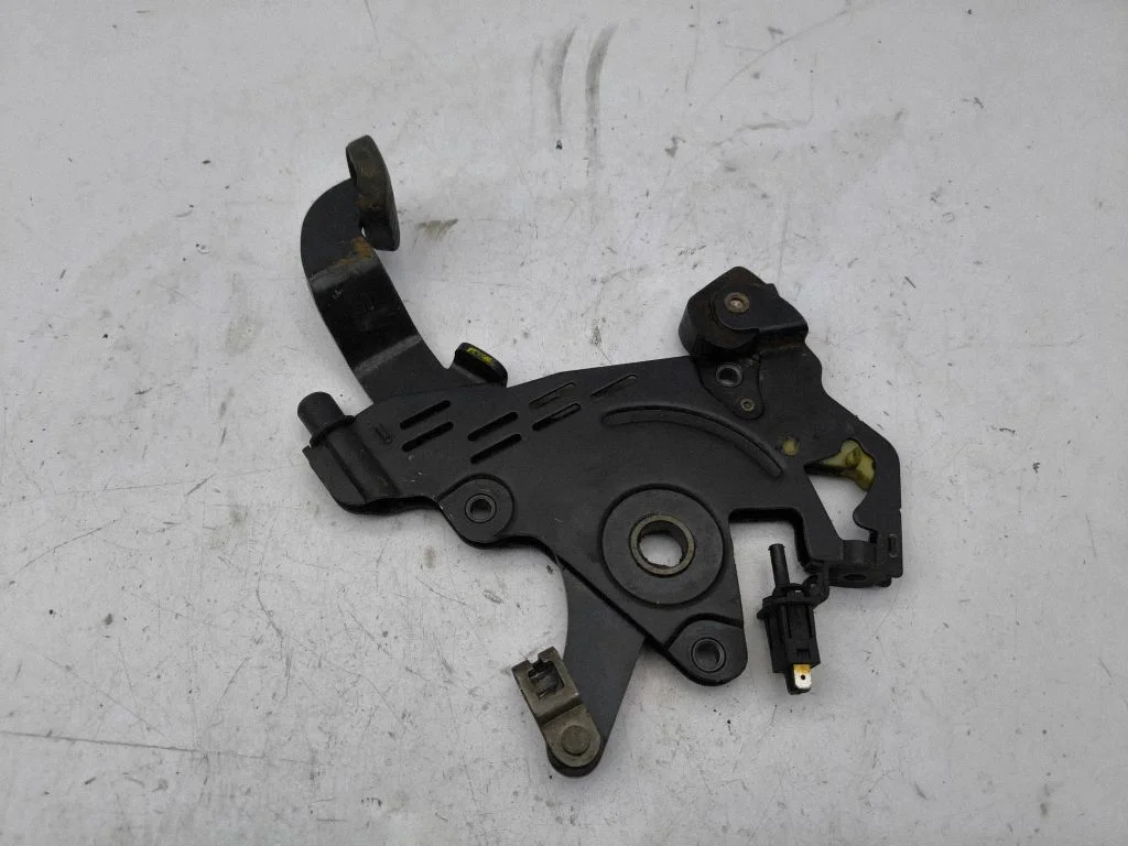 Handbrake/parking brake lever assembly