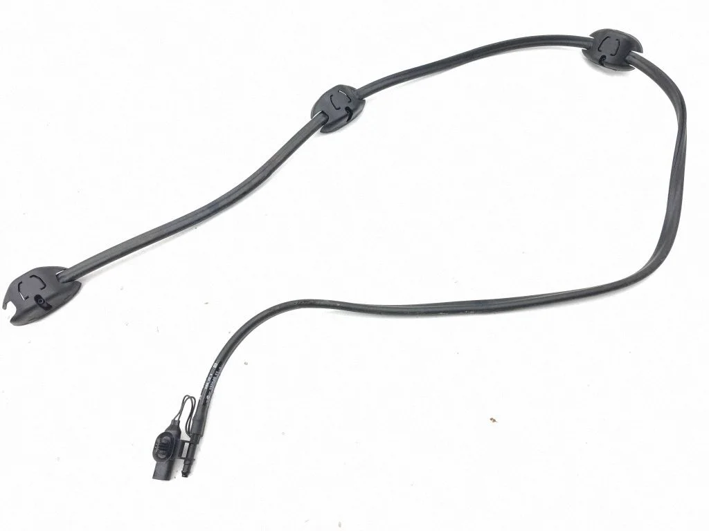 Windshield washer spray nozzle 5A31989
