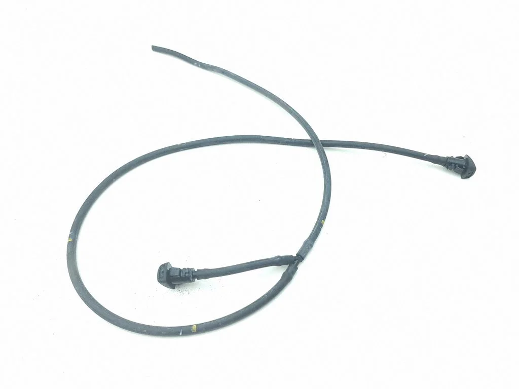 Windshield washer spray nozzle