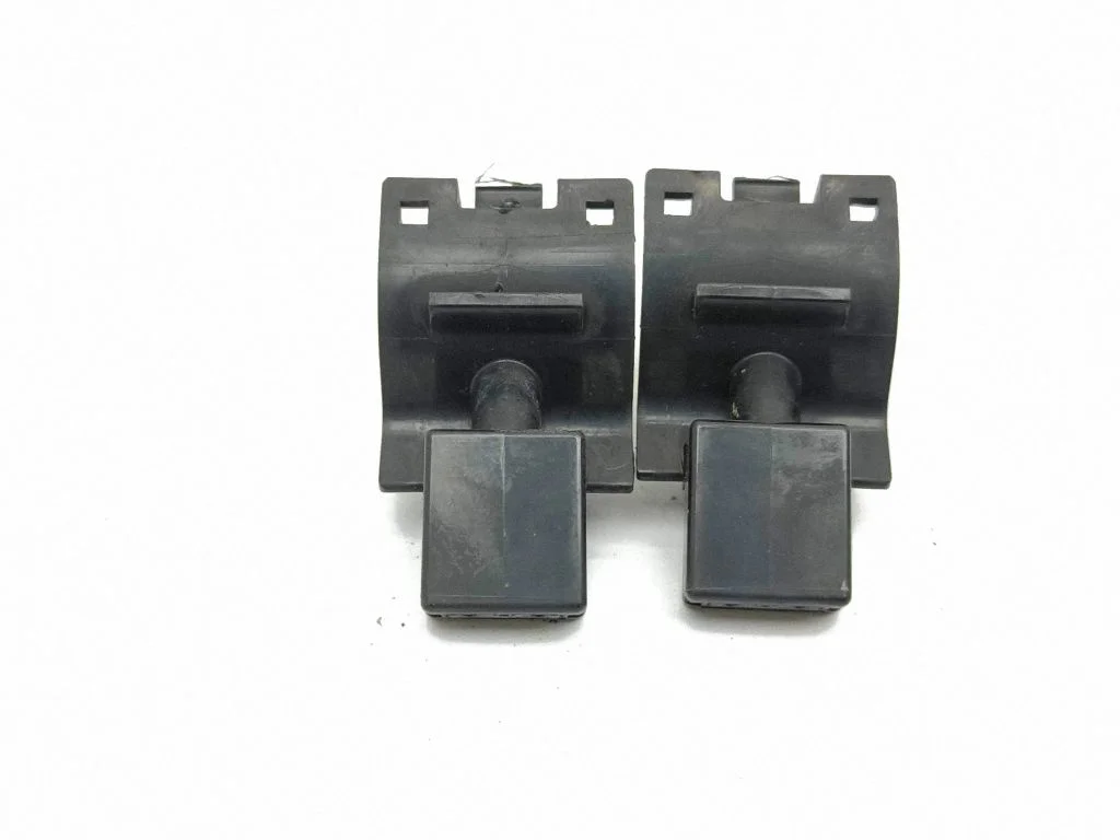 Windshield washer spray nozzle