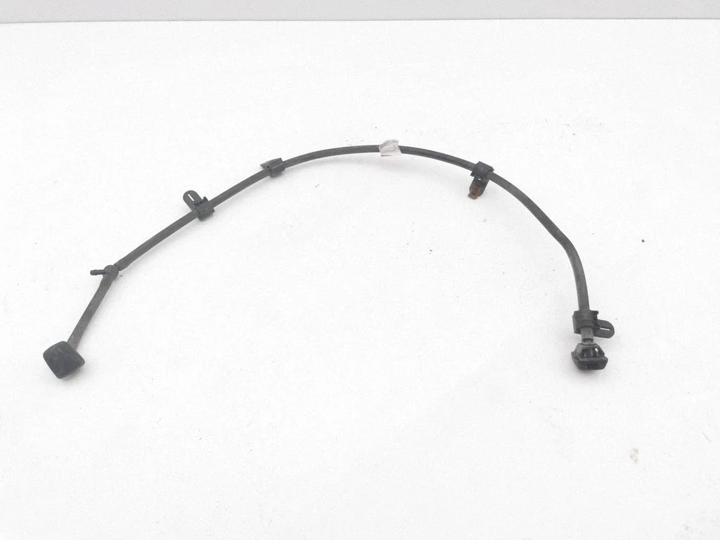 Windshield washer spray nozzle