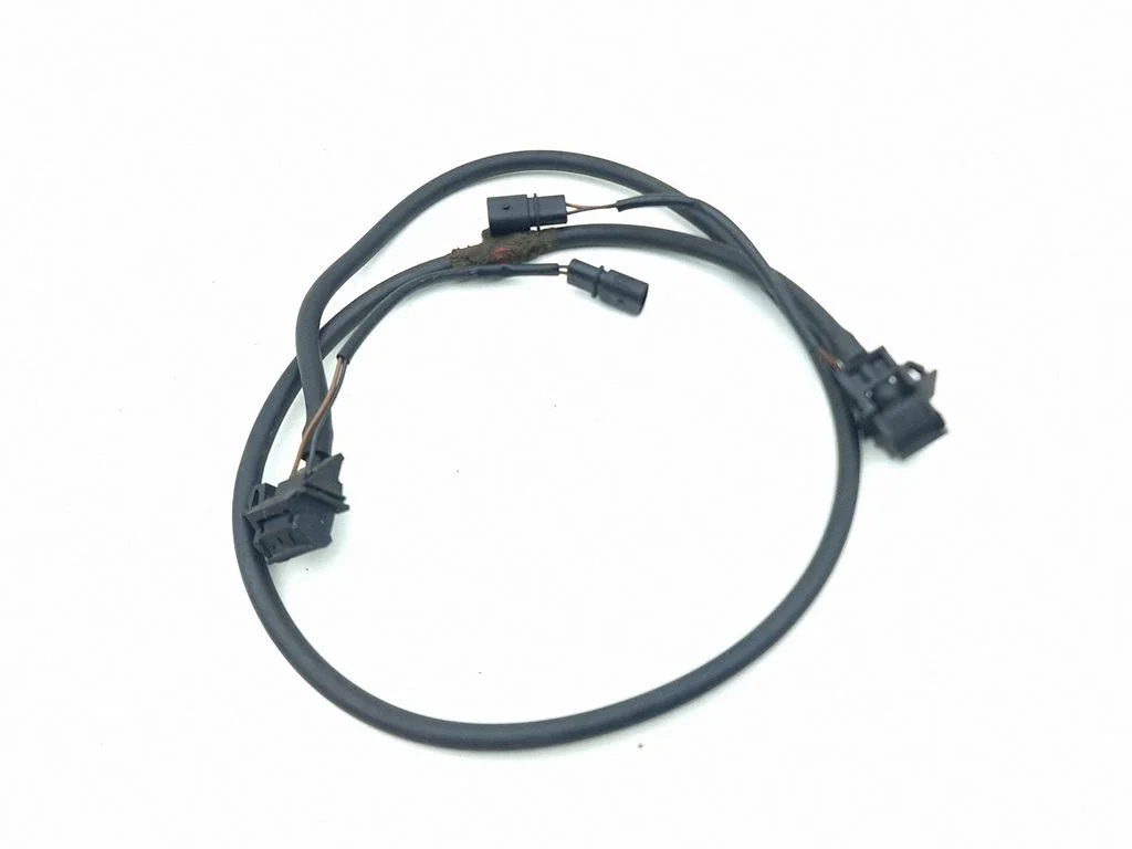 Windshield washer spray nozzle