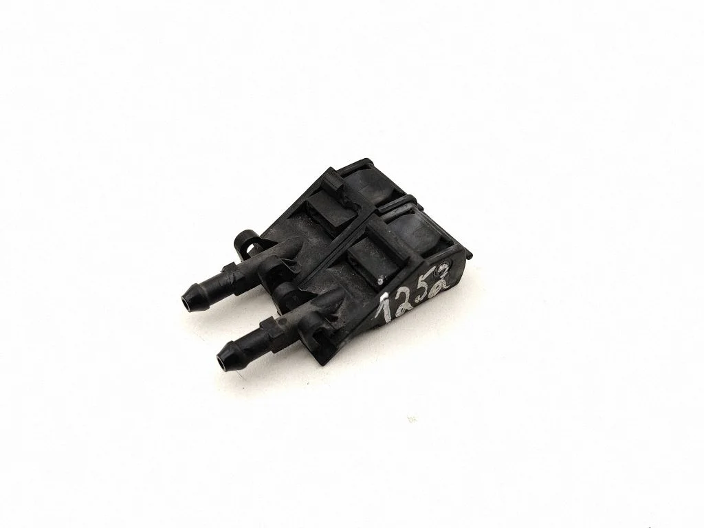 Windshield washer spray nozzle 6E0955985