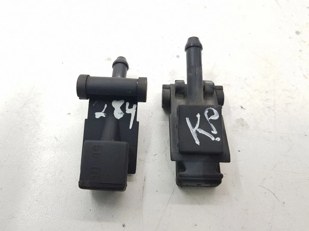 Windshield washer spray nozzle 3B0955985