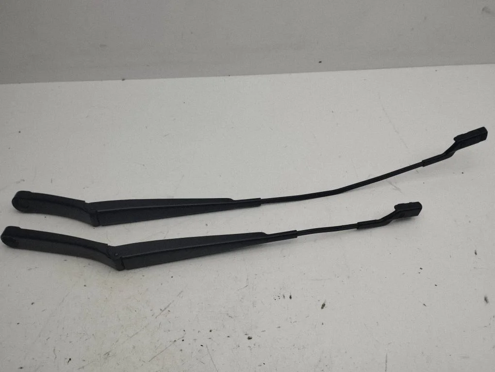 Windshield/front glass wiper blade 5G2955409