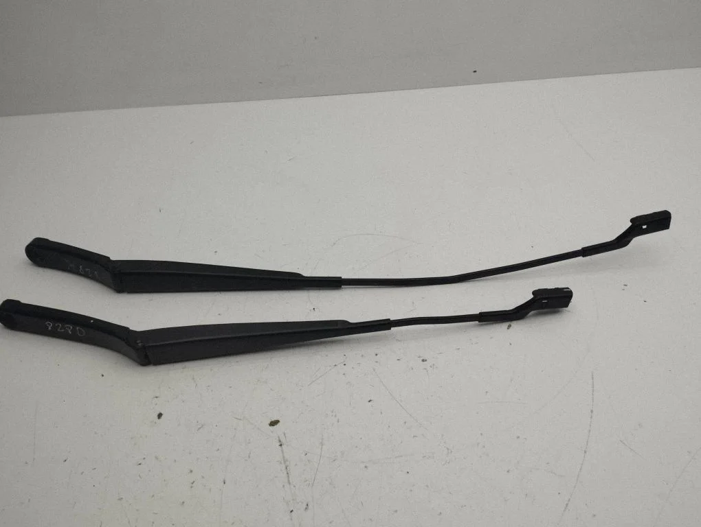 Windshield/front glass wiper blade 5G2955410B