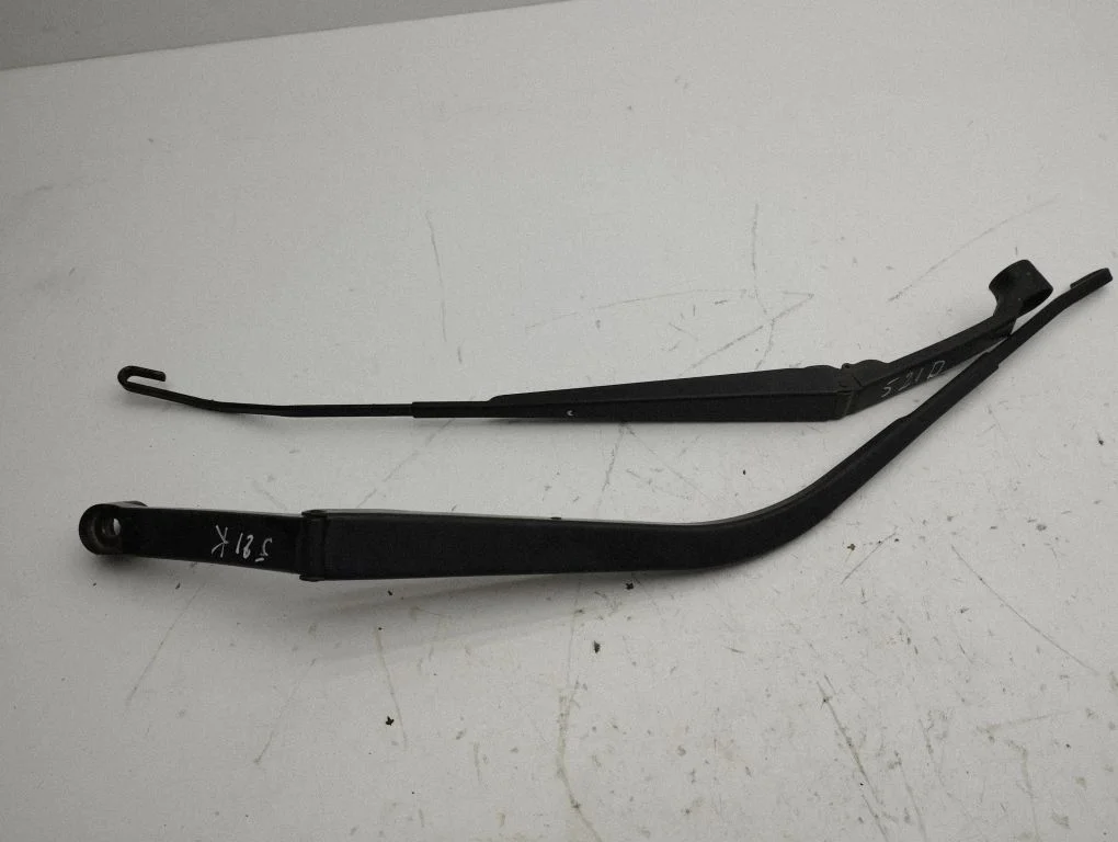 Windshield/front glass wiper blade 7163