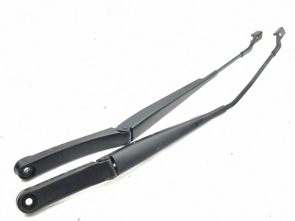 Ramię wycieraczki przedniej 5N0955410