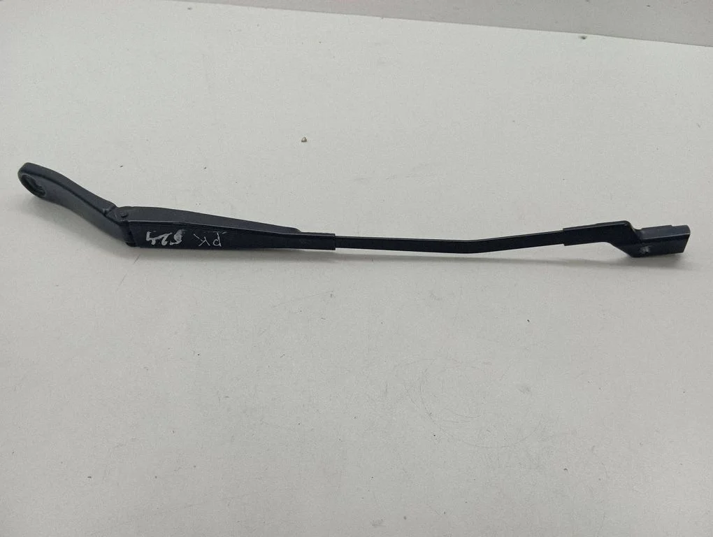 Front wiper blade arm 30753504