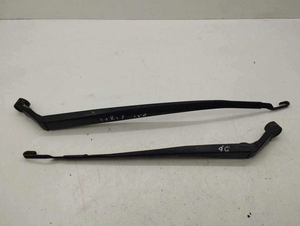 Front wiper blade arm 3451979