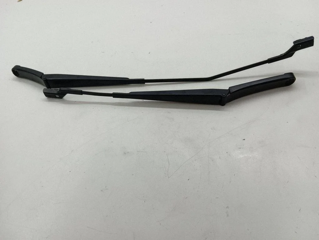 Front wiper blade arm 6F2955410