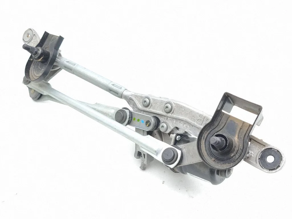 Front wiper linkage and motor – Toyota C-HR II (2023-)