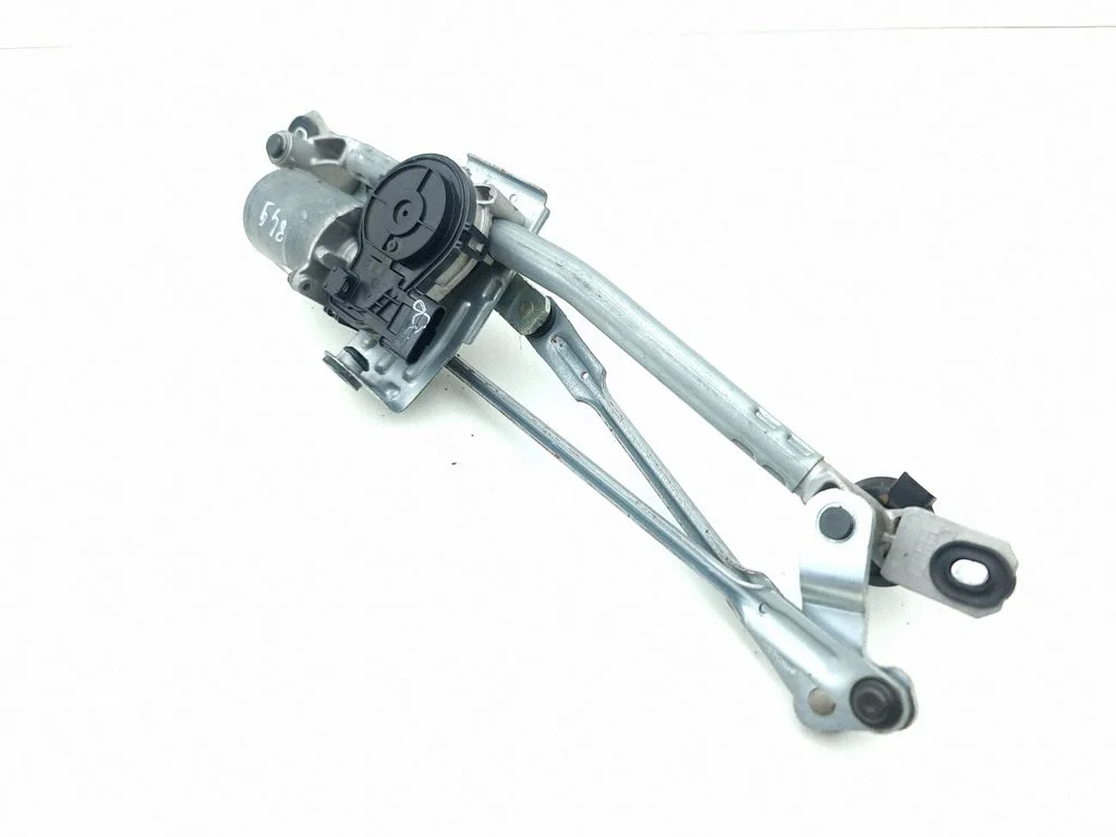 Front wiper linkage and motor – Hyundai i30 (2017-)