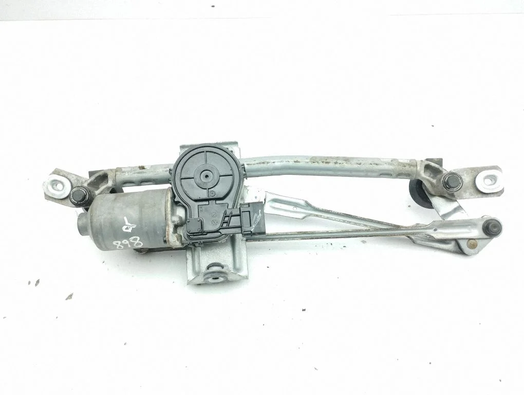 Front wiper linkage and motor