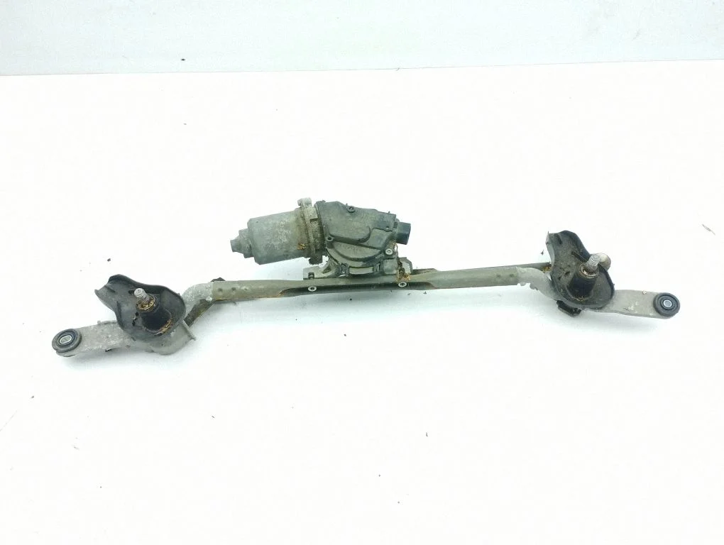 Front wiper linkage and motor 1593004330