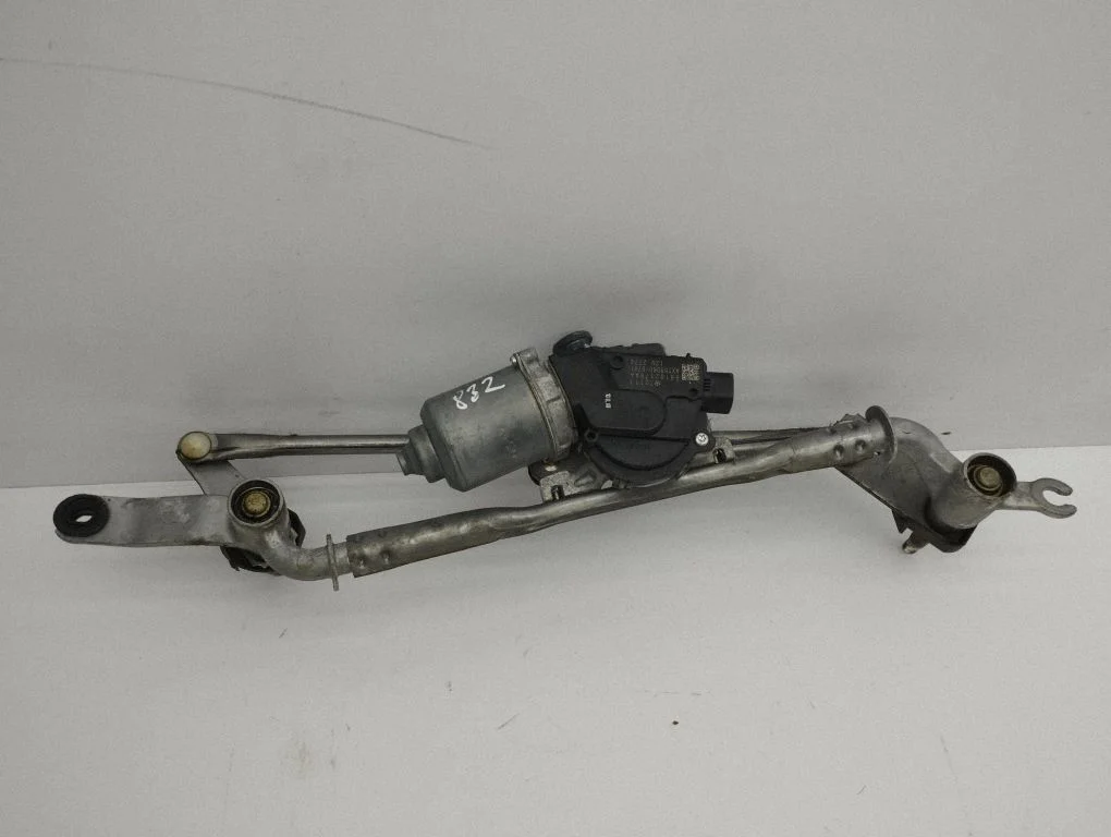 Mechanizm wycieraczek z silniczkiem – Jeep Grand Cherokee (2010-2021)