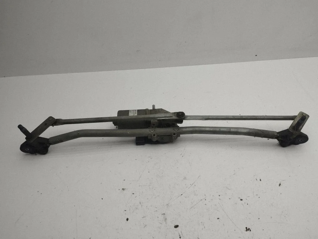 Front wiper linkage and motor 9804399