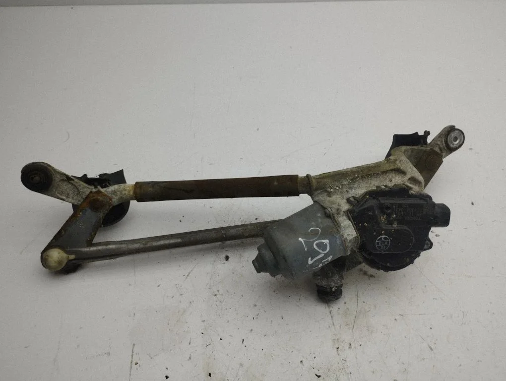 Front wiper linkage and motor 851100D080