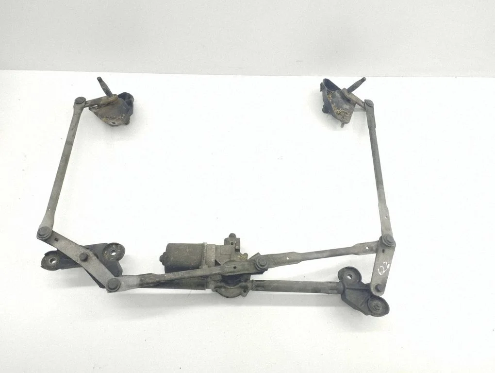 Front wiper linkage and motor 472522