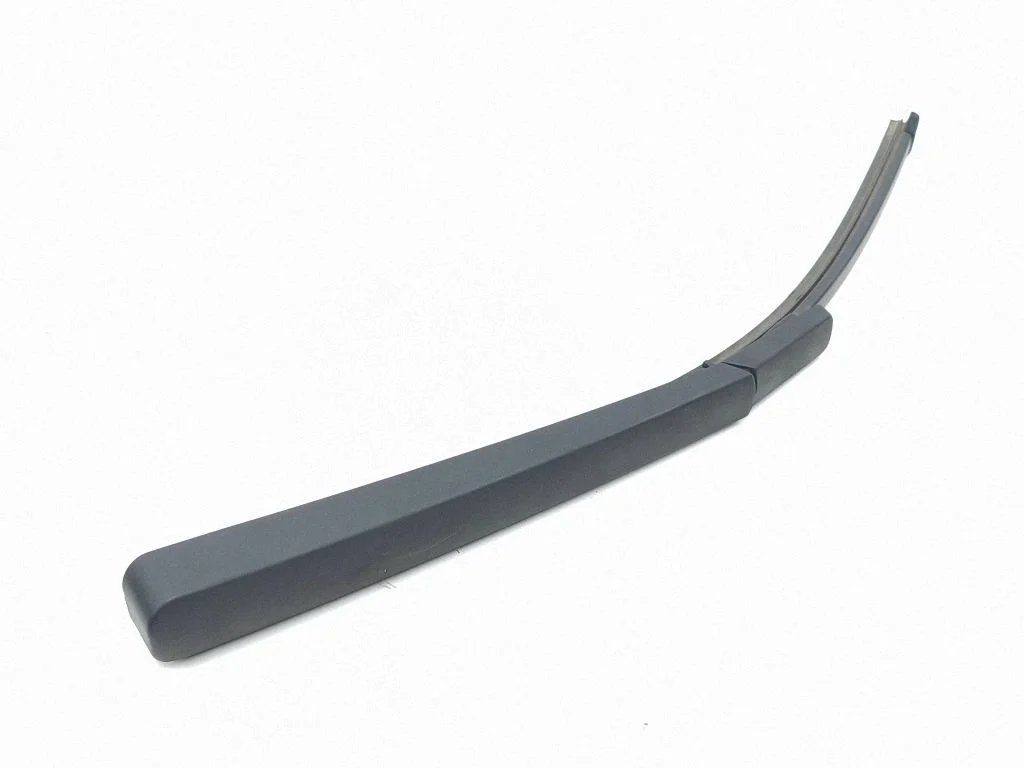 Rear wiper blade