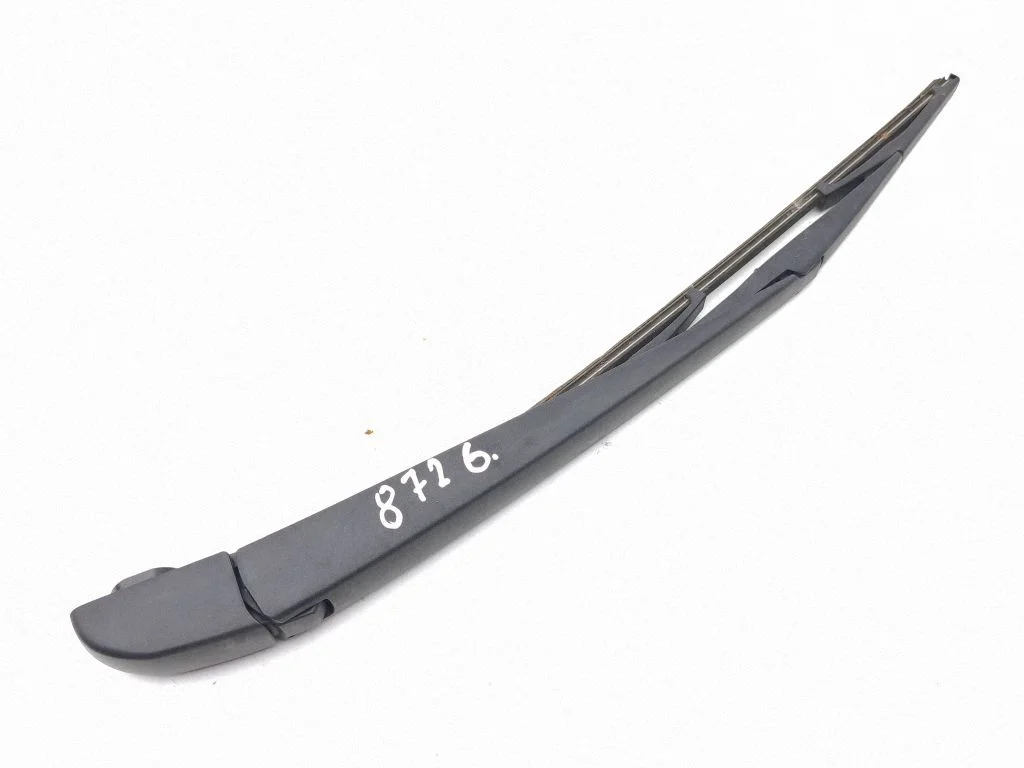 Rear wiper blade