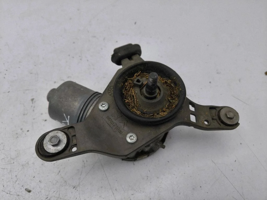 Tīrītāju motoriņš 9676371980