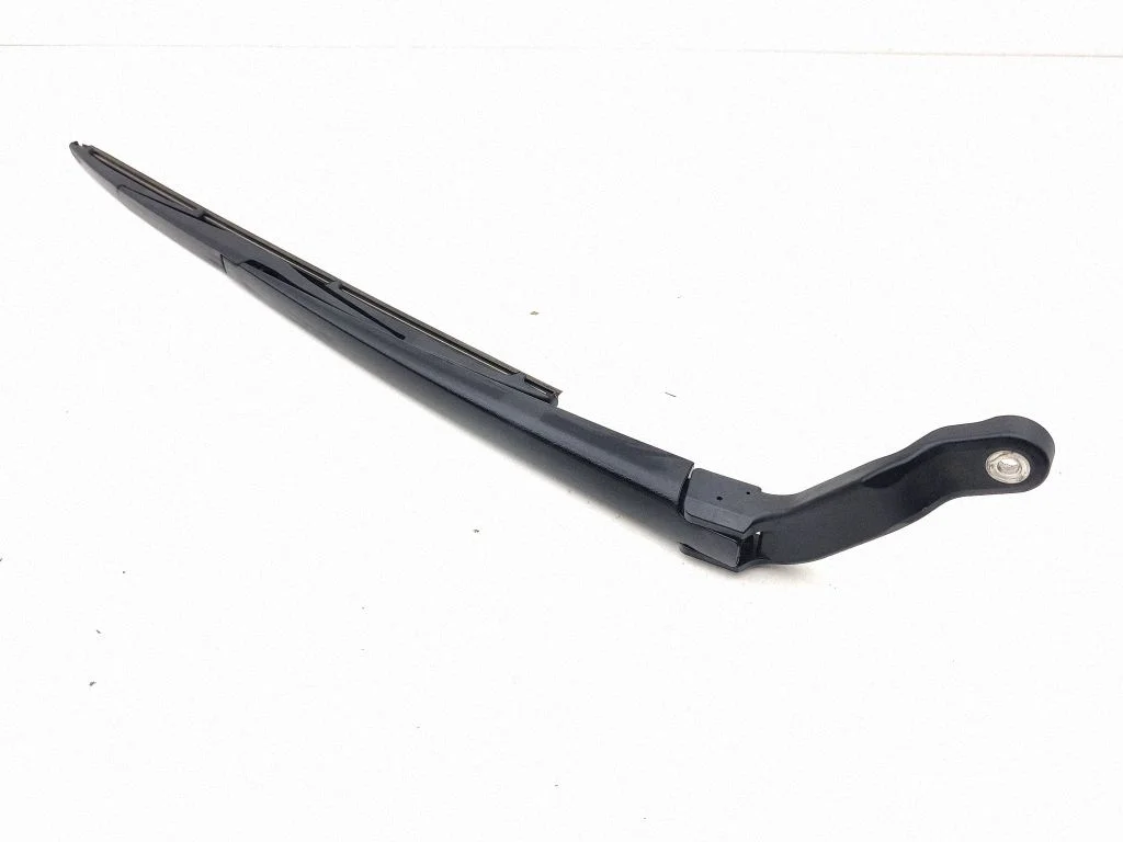 Rear wiper blade