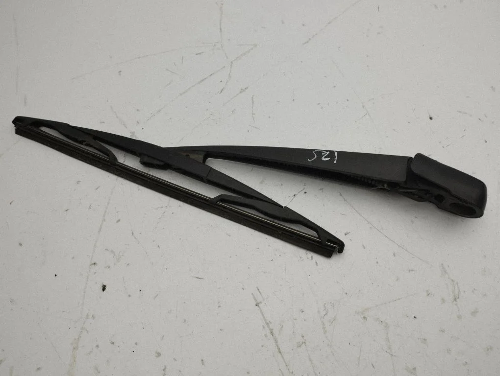 Rear wiper blade 35614