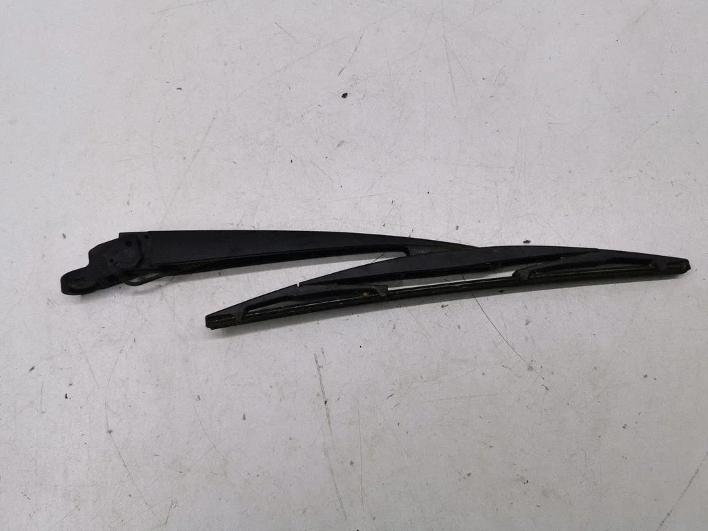 Rear wiper blade arm 35622