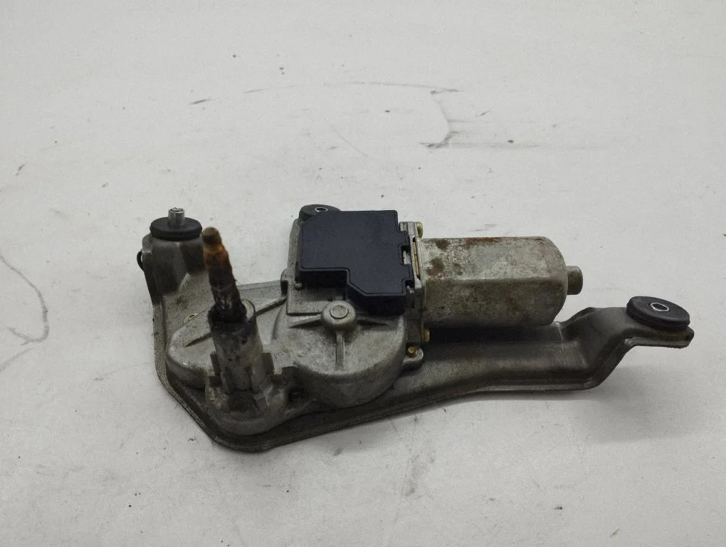 Rear window wiper motor – Toyota Corolla Verso AR10 (2004-2009)