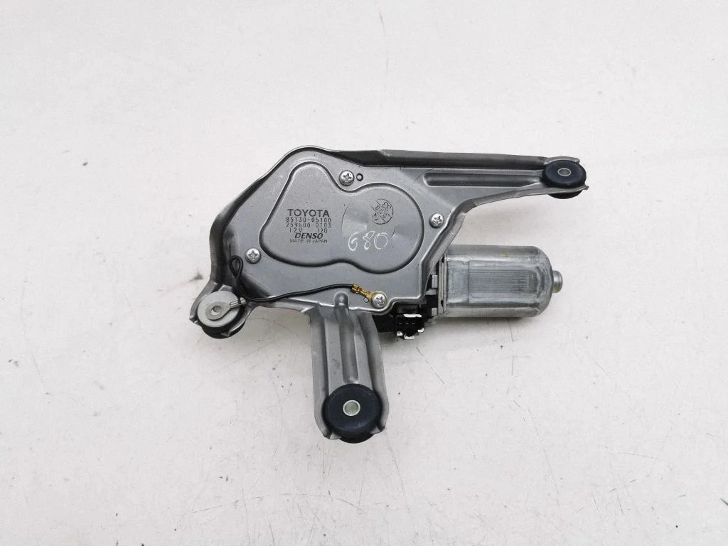 Aizmugurējā stikla tīrītāja motoriņš 8513005100