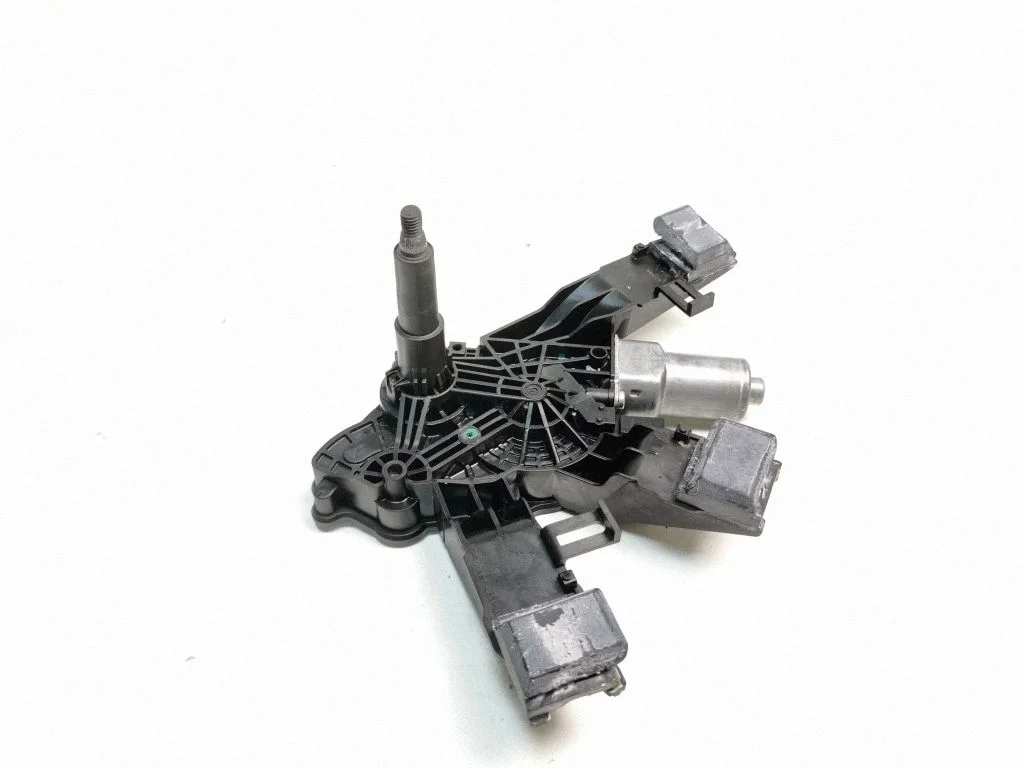Aizmugurējā stikla tīrītāja motoriņš 9677680580