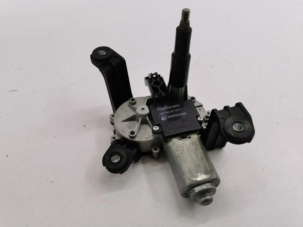 Rear window wiper motor – Opel Astra H (2004-2012)