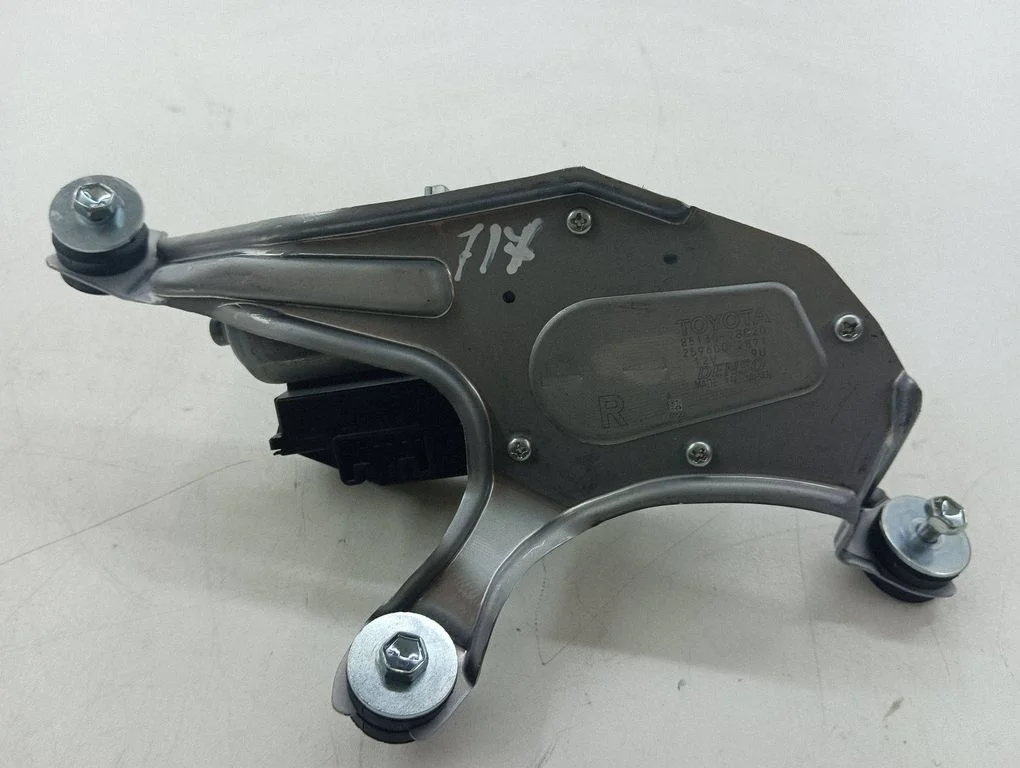 Tagaklaasi kojamehe mootor – Lexus NX (2014-2021)