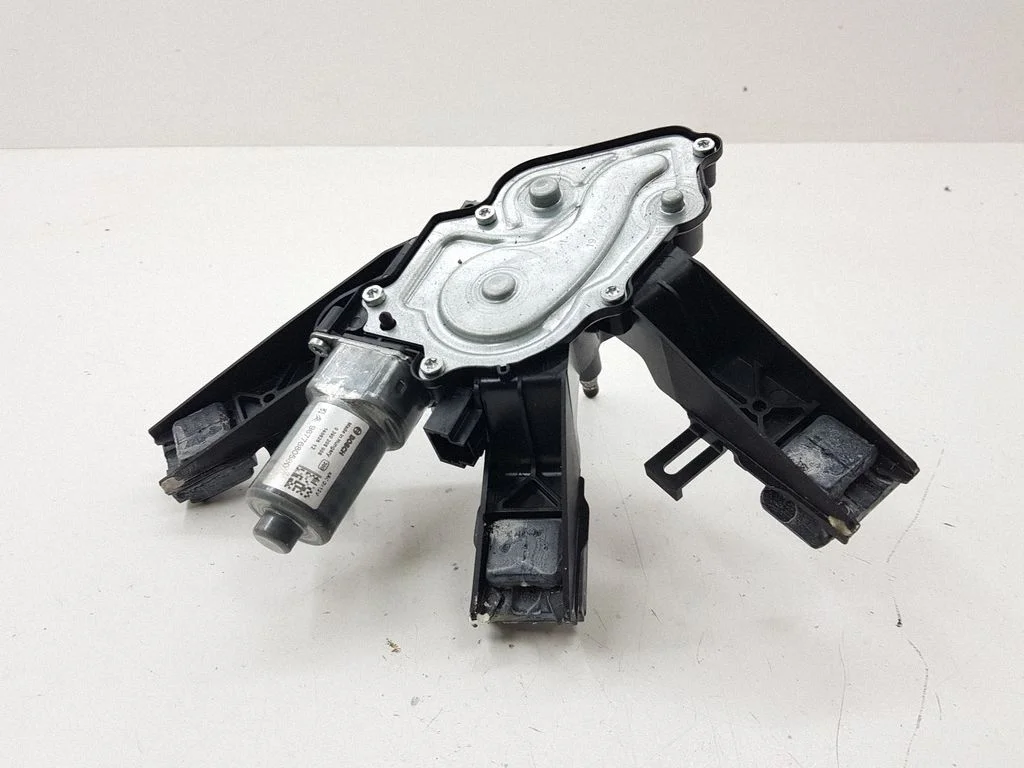 Rear window wiper motor 9677680580