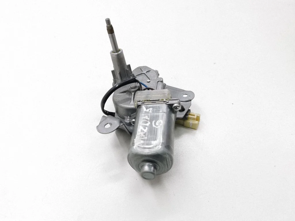 Aizmugurējā stikla tīrītāja motoriņš C23567450